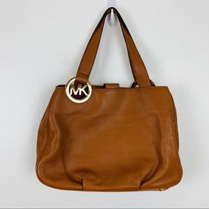 Michael Kors Fulton Leather Shoulder Bag A…
